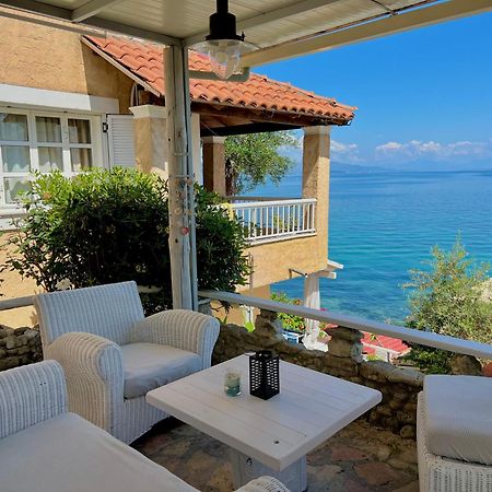 Kohyli Beachfront House Agia Pelagia Chlomou Buitenkant foto