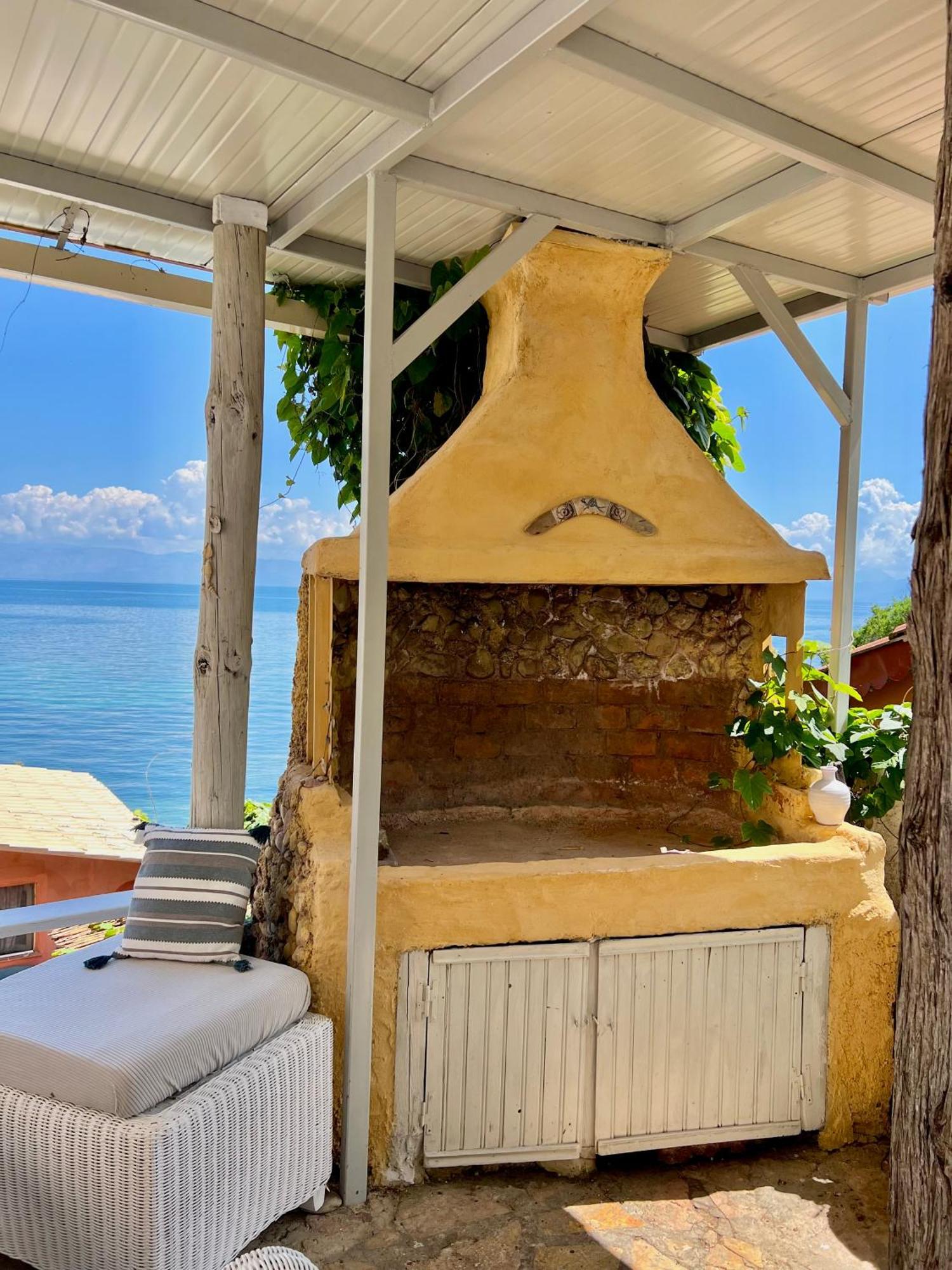 Kohyli Beachfront House Agia Pelagia Chlomou Buitenkant foto
