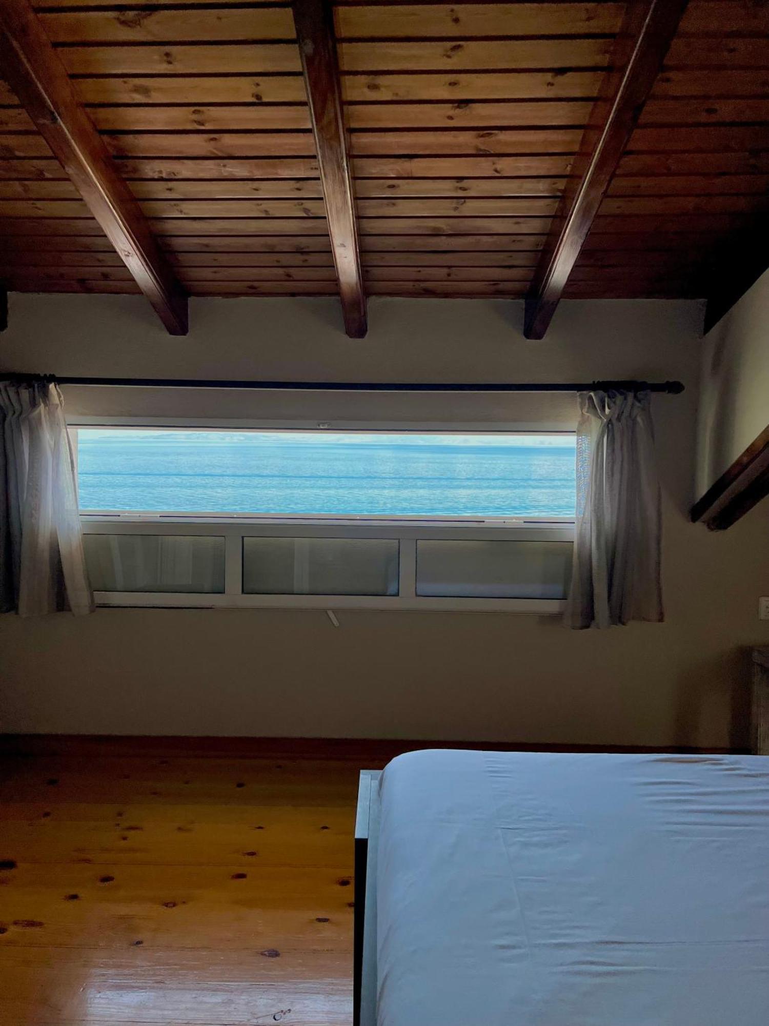 Kohyli Beachfront House Agia Pelagia Chlomou Buitenkant foto